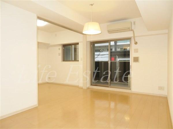 クリスタルエグゼ心斎橋