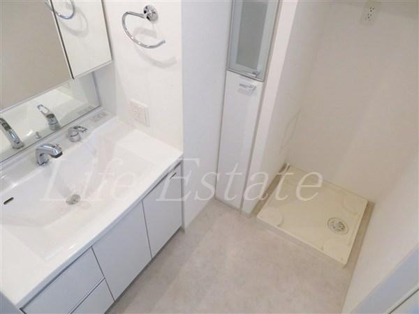 クリスタルエグゼ心斎橋