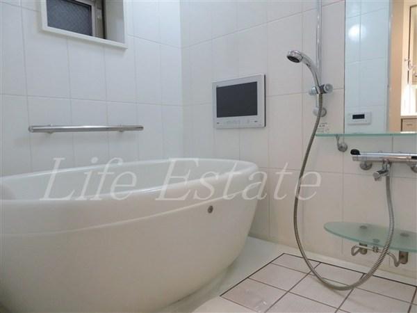 クリスタルエグゼ心斎橋