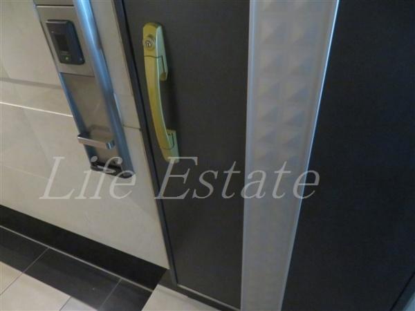 プレサンス本町リアルシティ