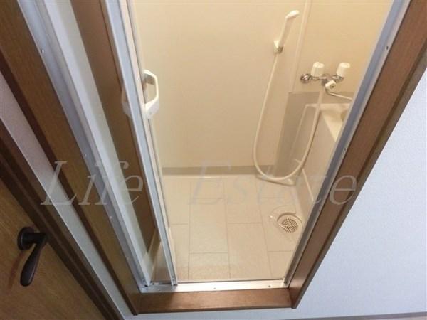 ドエル南本町