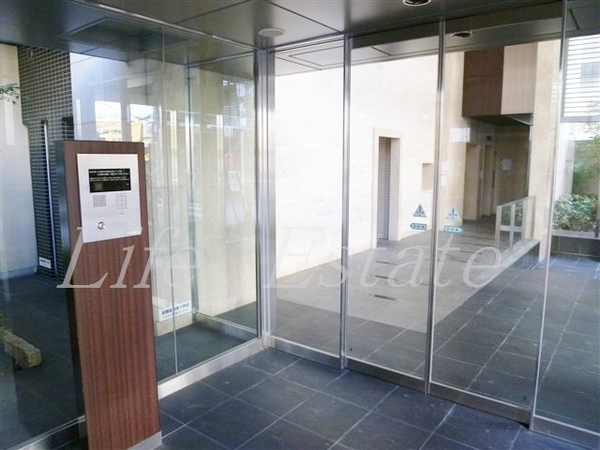 大阪市中央区平野町４丁目のマンション