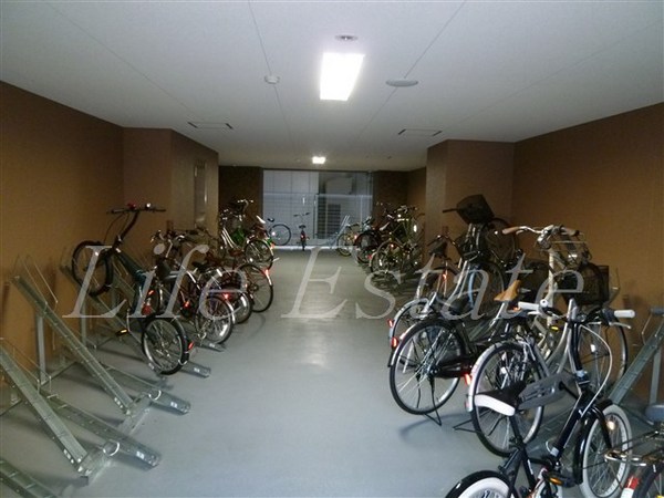 プレサンス心斎橋ラヴィ