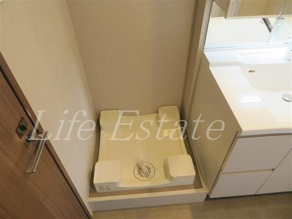 大阪市中央区安土町３丁目のマンション