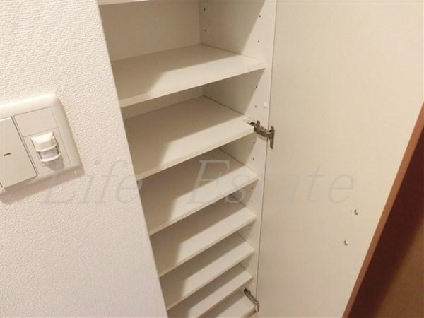 エステムプラザミッドプレイス