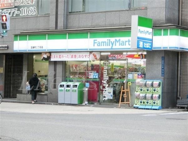 スワンズ谷町セントシティ(ファミリーマート瓦屋町二丁目店)
