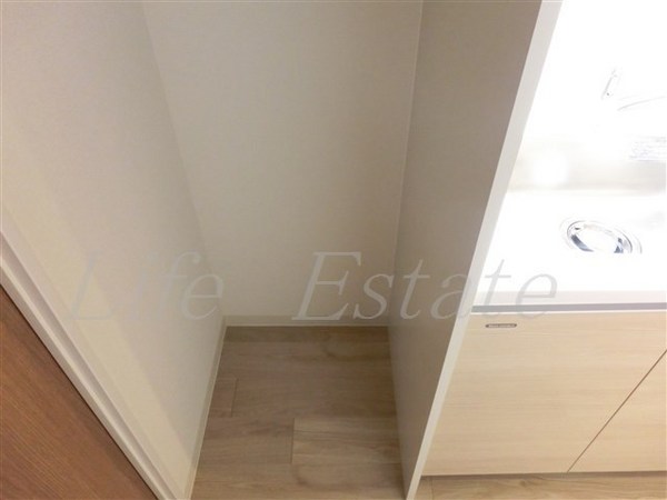 プレサンス堺筋本町駅前