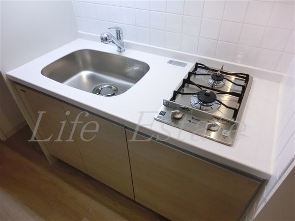 プレサンス堺筋本町駅前