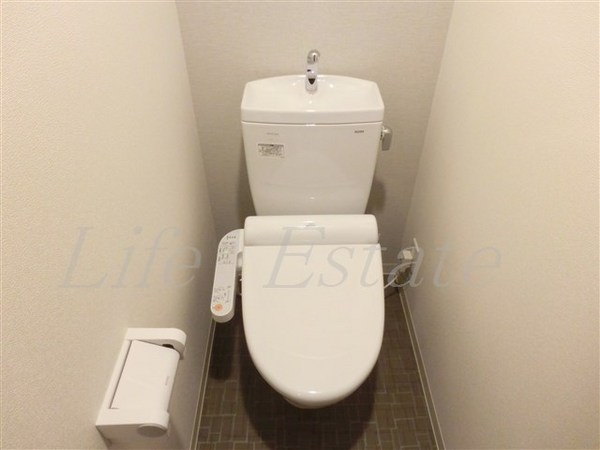 プレサンス堺筋本町駅前