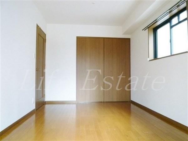 リーガル北心斎橋(洋室)