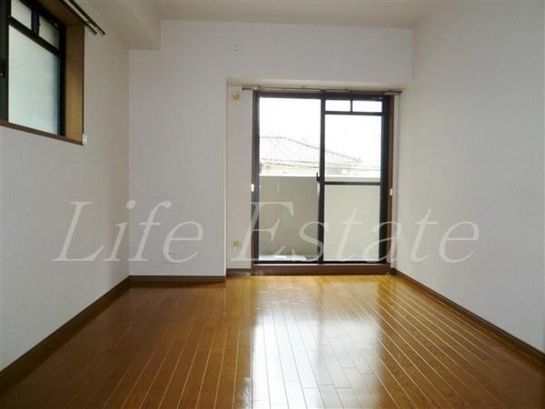 リーガル北心斎橋(洋室)