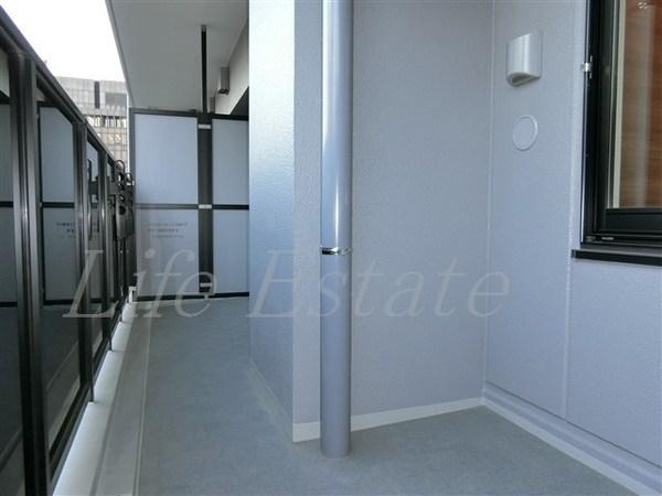 大阪市中央区南本町４丁目のマンション