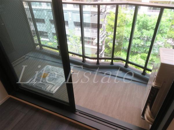 コンフォリア・リヴ谷町四丁目(バルコニー)