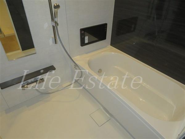 コンフォリア・リヴ谷町四丁目(バス)