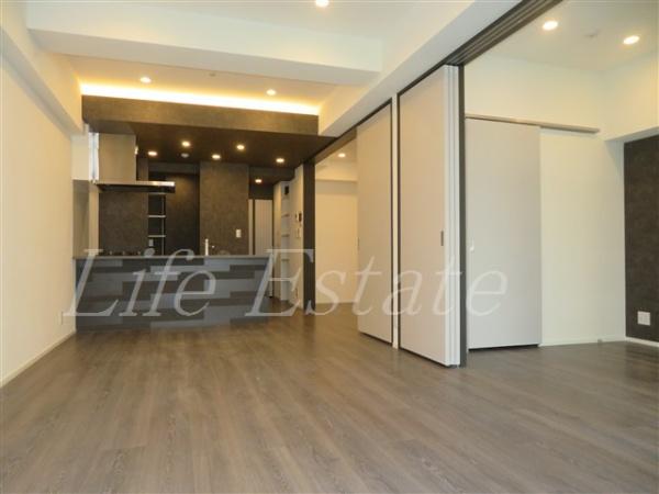 コンフォリア・リヴ谷町四丁目(リビング)