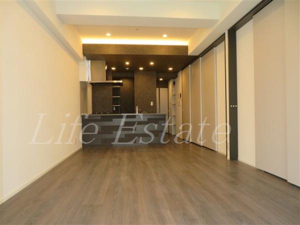 コンフォリア・リヴ谷町四丁目(リビング)