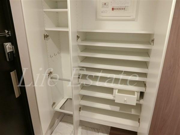 プレサンスレジェンド堺筋本町タワー(玄関)