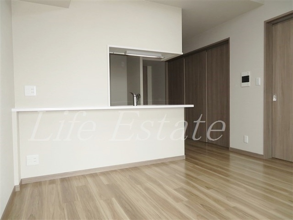 大阪市中央区久太郎町1丁目のマンション(リビング)