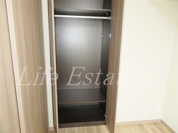 大阪市中央区久太郎町1丁目のマンション(収納)