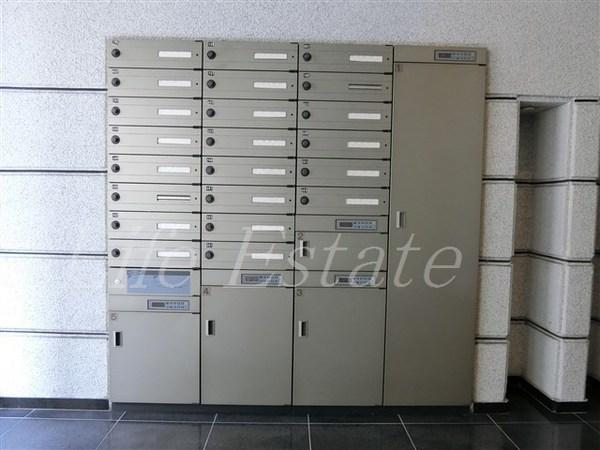 大阪市中央区南船場２丁目のマンション