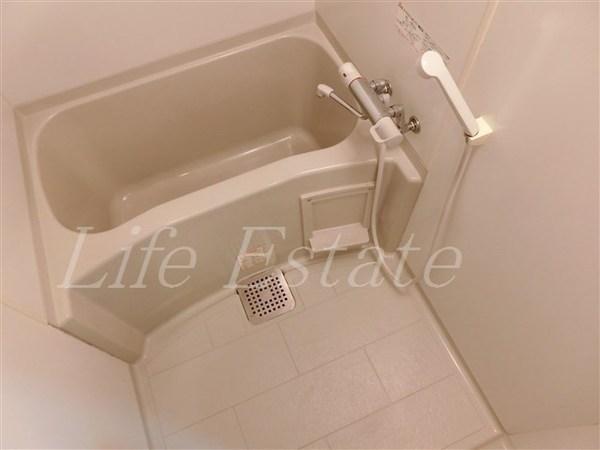 大阪市中央区南船場２丁目のマンション