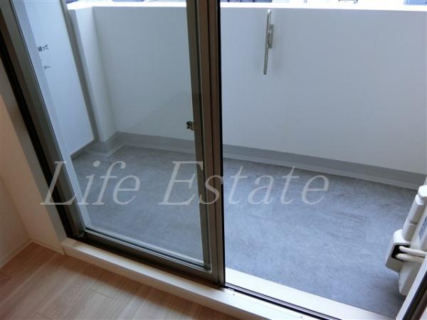 セレニテ本町東リアン(バルコニー)