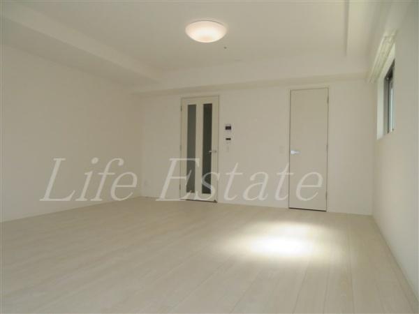 大阪市中央区南久宝寺町４丁目のマンション