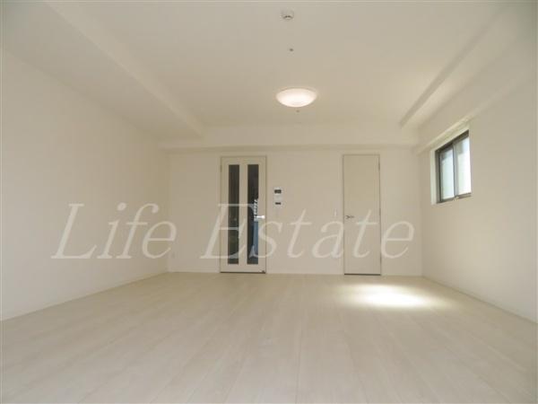 大阪市中央区南久宝寺町４丁目のマンション