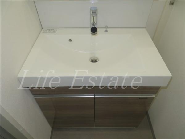 大阪市中央区南久宝寺町４丁目のマンション