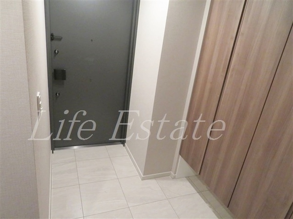 ローレルタワー御堂筋本町(玄関)