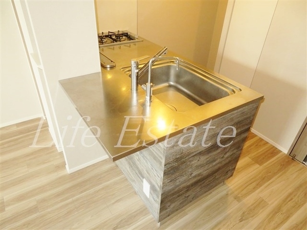 ローレルタワー御堂筋本町(キッチン)