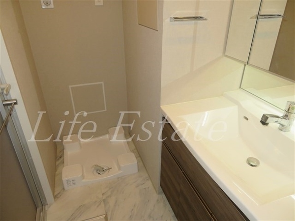 ローレルタワー御堂筋本町(洗面台・洗面所)