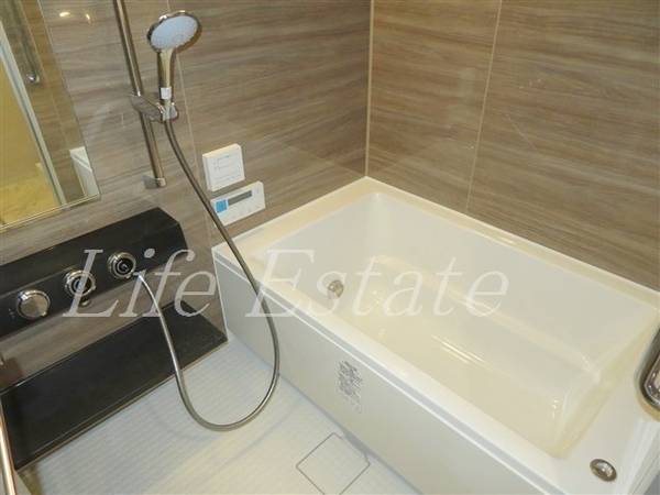 ローレルタワー御堂筋本町(バス)