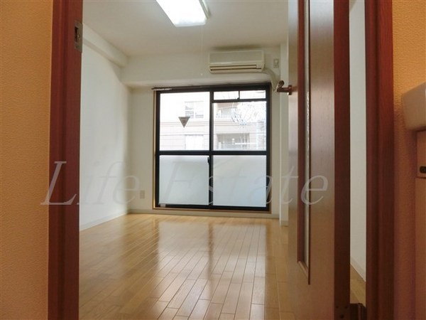 ブリストル神崎