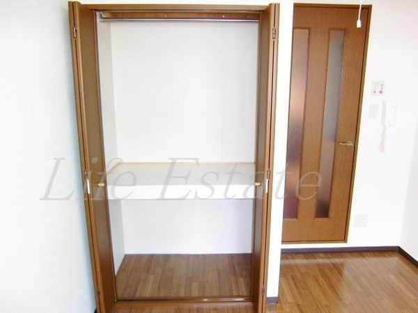 ハイツ・ドアーン(収納)