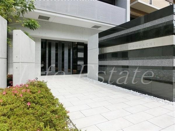 レオンコンフォート本町(エントランス)