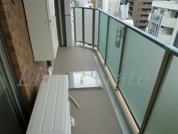 プレサンス心斎橋ラヴィ(バルコニー)