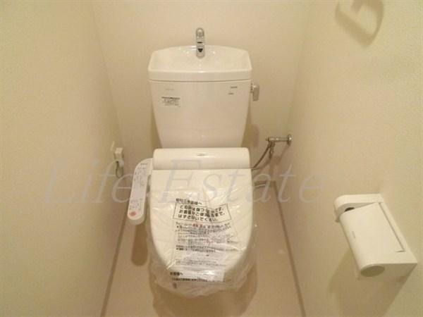 プレサンス心斎橋ラヴィ(トイレ)