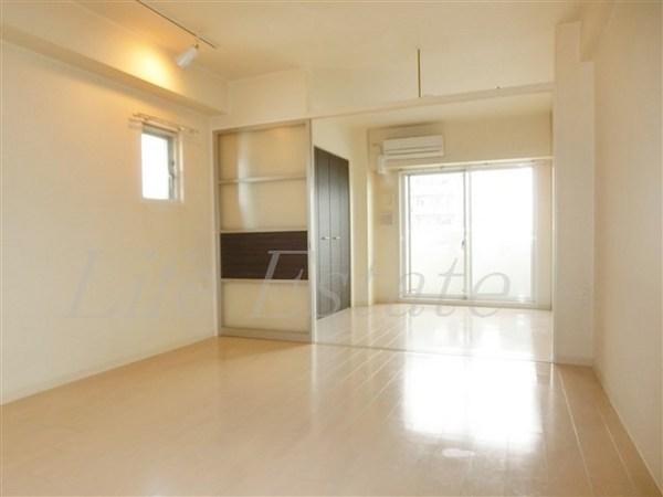 エステムコート難波EASTレオルガ