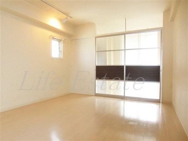 エステムコート難波EASTレオルガ