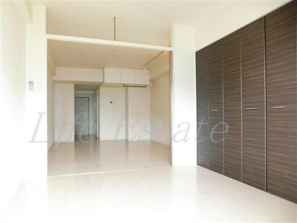 エステムコート難波EASTレオルガ