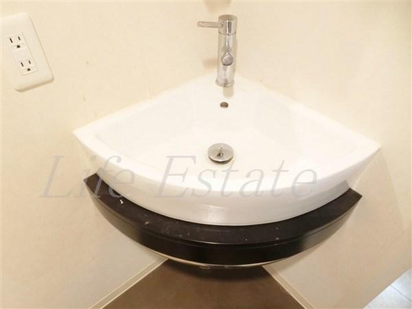 エステムコート難波EASTレオルガ