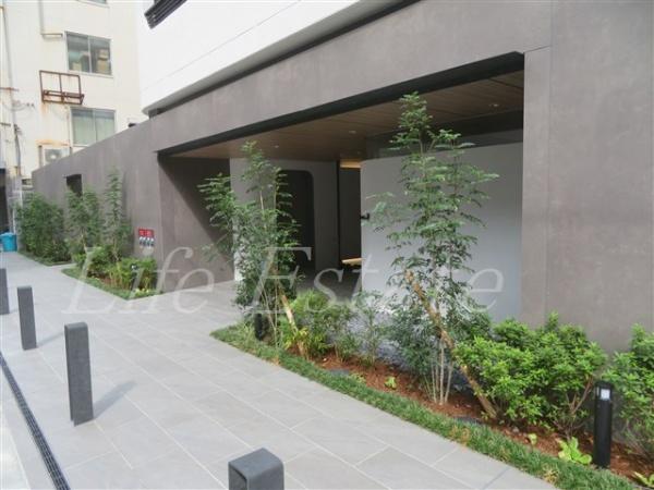 コンフォリア・リヴ北浜淡路町(エントランス)