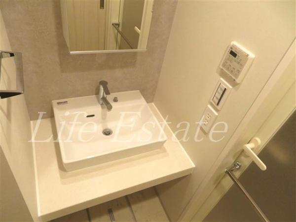 コンフォリア・リヴ北浜淡路町(洗面台・洗面所)
