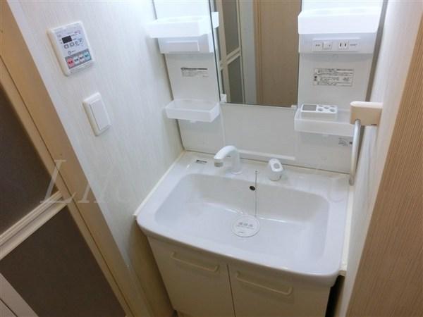 LaDouceur心斎橋(ラドゥセール心斎橋)(洗面台・洗面所)