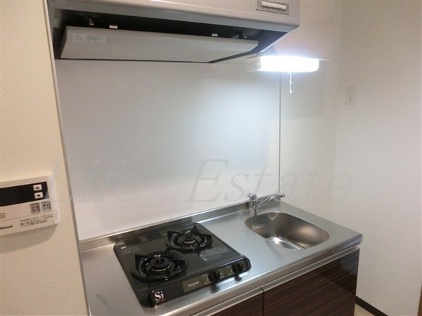 フォーチュン心斎橋EAST(キッチン)