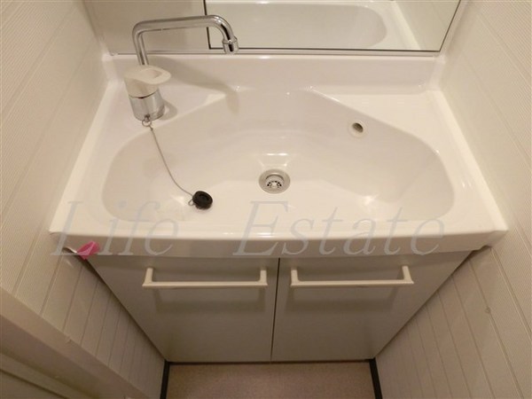 フォーチュン心斎橋EAST(洗面台・洗面所)