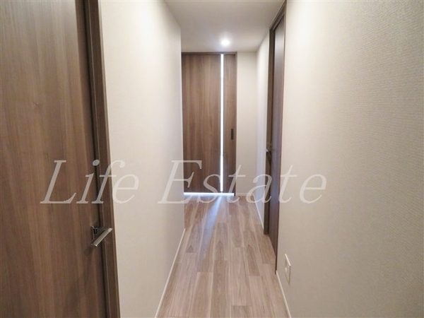 ローレルタワー御堂筋本町(玄関)