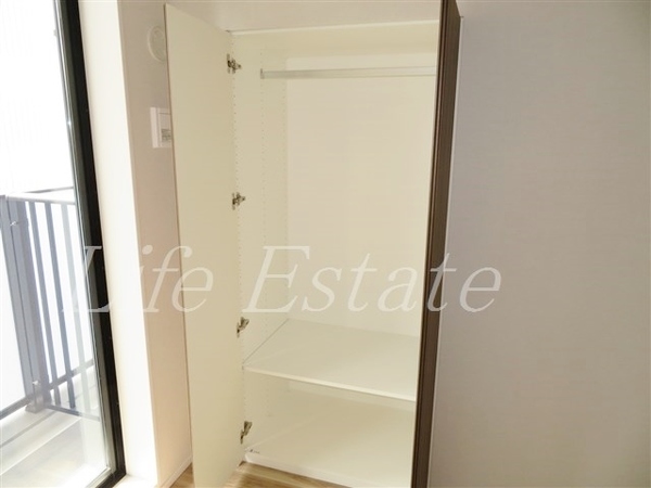 ローレルタワー御堂筋本町(収納)