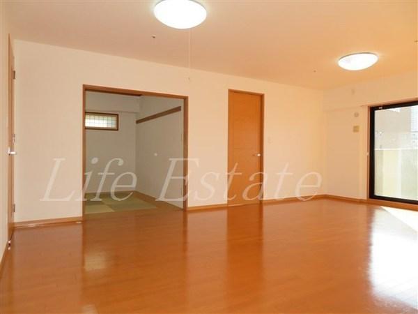 リーガル北心斎橋Ⅱ(リビング)